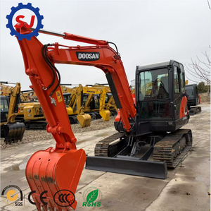 รถขุดตีนตะขาบ Doosan DX60-9C DX60 มือสอง ขนาด 6 ตัน เหมาะสำหรับงานก่อสร้างและเกษตรกรรม - Product Image 4