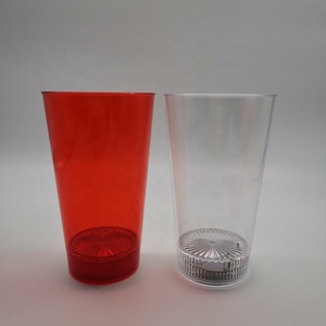 Vaso LED intermitente para <span class=keywords><strong>restaurante</strong></span> novedoso, vaso de plástico de grado alimenticio con luz de Color <span class=keywords><strong>arco</strong></span>íris para beber jugo de fiesta en el Bar - Product Image 2