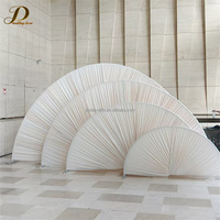 JINDA Nouvelle Arche de Mariage Demi-Circulaire en Métal avec Draperies en Polyester Transparent pour Cérémonies de Mariage et Scènes