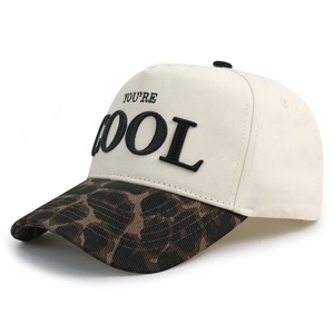 Topi ayah olahraga katun 5 Panel kualitas tinggi dengan Logo kustom bordir 3D grosir topi bisbol Gorras OEM dengan cetak macan tutul - Product Image 1