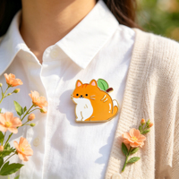 Épinglette en émail chat orange mignon, broche de revers chaton dessin animé, badge animal pour la décoration de sacs à dos et vestes