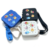 CHINFAI Nouvelle Pochette de Protection Légère et Élégante en Silicone pour Téléphone, Réutilisable, à Porter en Bandoulière avec Cordon