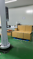 Bras robotisé de palettisation de caisses avec pince à ventouse, robot à pince à ventouse. 240 sacs/h, 25-200 kg/sac, IP52