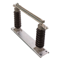 Sectionneur isolant haute tension extérieur GW9-35 35kV 400A 630A avec isolateur en porcelaine pour ligne de distribution aérienne 35kV