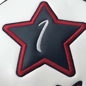 Patrón personalizado con logotipo o novedad en blanco bordado <span class=keywords><strong>de</strong></span> cuero blanco y negro conjunto a granel cubierta <span class=keywords><strong>de</strong></span> cabeza <span class=keywords><strong>de</strong></span> golf conductor - Product Image 5