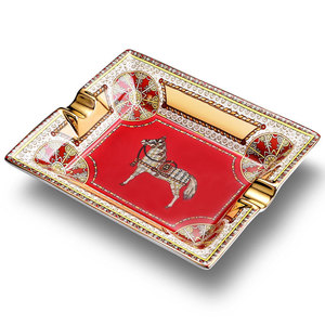 Büyük kalibreli 2-slot sıcak satış moda kare hediye kutusu ambalaj ile dayanıklı at desen seramik küllük - Product Image 1