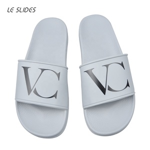 PVC de goma diapositivas verano <span class=keywords><strong>playa</strong></span> plana zapatillas para hombres Grey de diapositivas calzado sandalias con Logo - Product Image 1