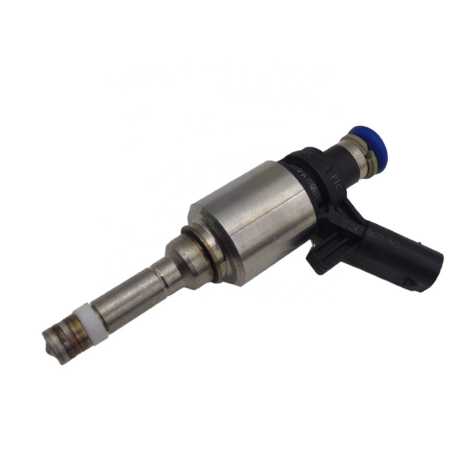 High Quality 0261500160 Inyector Fuel Injector For VW Golf Passat Audi A3 A4 A5 TT Skoda Seat 1.8TFSI CDAA