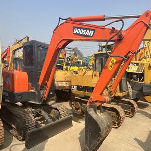 Mini pelle d'occasion originale coréenne Doosan Dh55 en bon état pour la construction maniabilité facile haute efficacité - Product Image 4