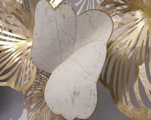 घर सजावट के लिए धातु कला कमल के फूल 3D कमरे में रहने वाले सजावट