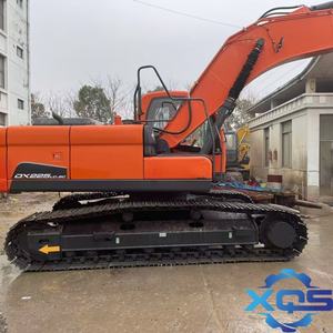 Doosan DX225 di alta qualità 22 Ton utilizzato escavatore idraulico con il nucleo componente del motore situato a Shanghai con olio motore libero - Product Image 3