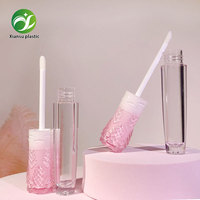 Tube de gloss à lèvres rose transparent au design populaire avec logo personnalisé, bouchon à vis, nouveau, unique, grand applicateur
