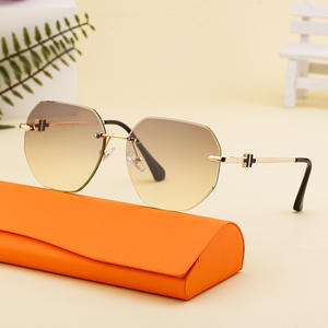 Gafas de sol personalizadas sin montura con corte de diamante para mujer, lentes de PC con protección UV400, estilo Instagram, montura grande, sensación de alta gama - Product Image 5