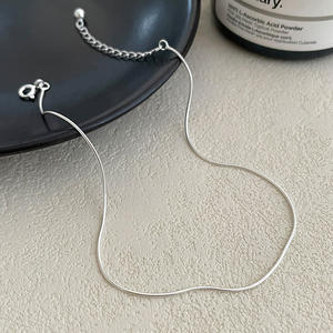 Cadena de Tobillo Simple de Plata de Ley 925 con Diseño de Serpiente para Mujer - Product Image 2