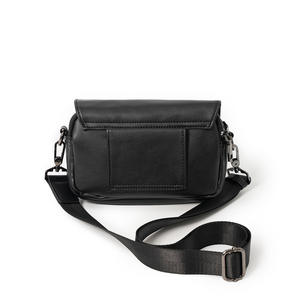 Bolsos de Hombro Casuales de Lujo para Hombre, Estilo Vintage, con Remaches y Cinturón, Bolsos Bandolera de PU al por Mayor - Product Image 6