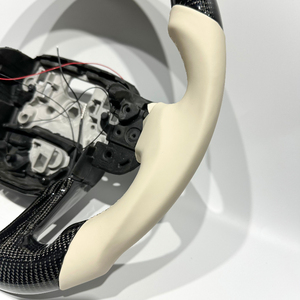 Volant de voiture en fibre de carbone sport personnalisable pour Land <span class=keywords><strong>Rover</strong></span> <span class=keywords><strong>Range</strong></span> <span class=keywords><strong>Rover</strong></span> <span class=keywords><strong>Evoque</strong></span> <span class=keywords><strong>Range</strong></span> <span class=keywords><strong>Rover</strong></span> Velar, vente haute couture - Product Image 2