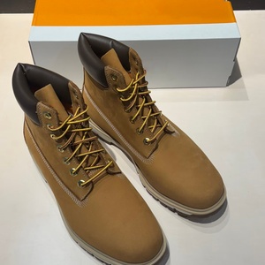 2026 Luxurious Original Designer <b>Shoes</b> Waterproof High-top Hiking <b>Shoes</b> Genuine Leather Durable Yellow Warm <b>Men's</b> <b>Work</b> Boots - Product Image 3