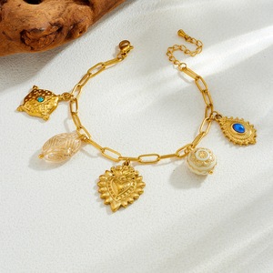 Fashion Charm Bracelet Gold Plated Heart Pendant Zinc Alloy Jewelry Gift B2145 - Product Image 3
