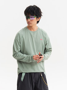 เสื้อยืดแขนยาวทรงหลวมแบบสปอร์ตกลางแจ้ง แห้งเร็ว เหมาะสำหรับฤดูใบไม้ผลิและฤดูร้อน ใช้สำหรับออกกำลังกายและฝึกซ้อม - Product Image 3