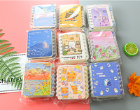 Cahier à bobine A7 Journal d'étudiant mignon avec mini caractéristiques de bureau portable Bloc-notes à reliure spirale en papier Cadeau pour étudiants