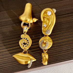 Pendientes Colgantes Vintage con Forma de Nariz, Labios y Oreja en Oro, con Cristales de Estrás, para Mujer, Ideales para Fiestas - Product Image 2