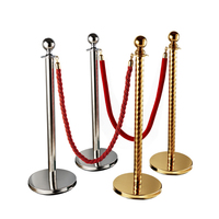 Barrière de contrôle des foules Contrôle des foules Tapis rouge Queue Poteaux Stand Ceinture Barrière Stanchion