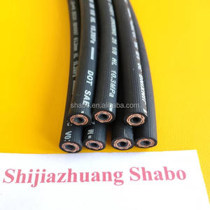 Tuyau de frein hydraulique flexible en caoutchouc SAE J1401 1/8\" HL à bas <span class=keywords><strong>prix</strong></span>, fourni par l'usine, pour système de freinage de voiture et de moto - Product Image 2