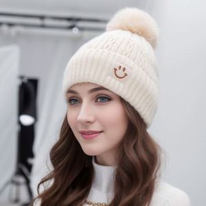 <span class=keywords><strong>Bonnet</strong></span> brodé chaud d'hiver pour homme et <span class=keywords><strong>femme</strong></span>, en tricot doux avec revers, idéal pour la <span class=keywords><strong>neige</strong></span> - Product Image 6