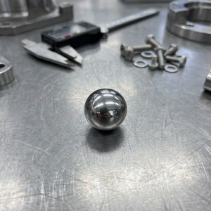Esfera de Acero Sólido Hastelloy de Alta Precisión Koyo, Pieza de Maquinaria, Rodamiento Automotriz, Lingote de Tungsteno Puro, Modelo P8-019, Japón - Product Image 3