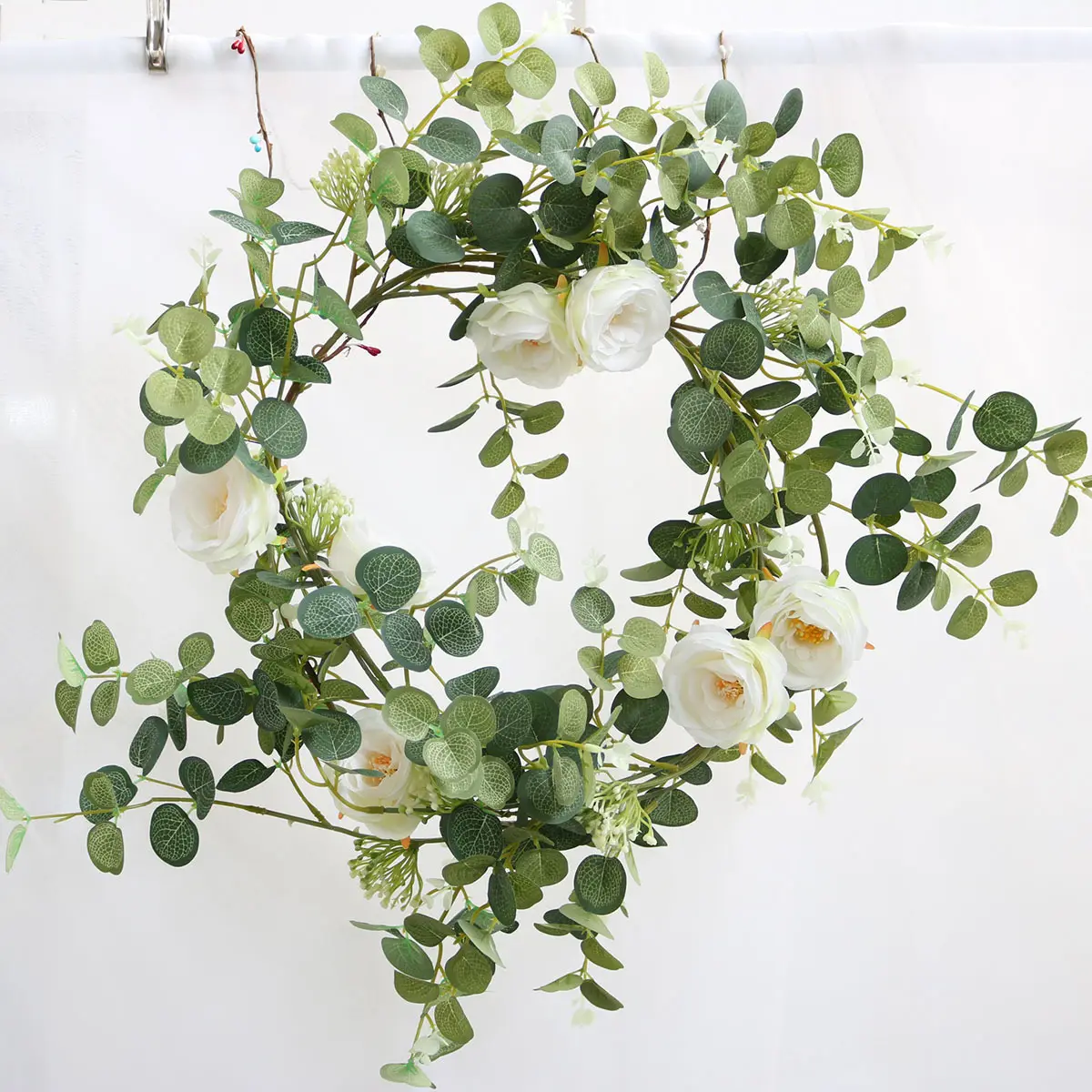 Weddings and Parties Decor Faux Greenery Eucalyptus Vine Artificial Eucalyptus Garland with White Roses Flower