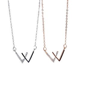 W Letter Necklace Stainless Steel Rose Gold Platinum Clavicle Chain Jewelry Simple Elegant Korean Style Gift Pendant - Product Image 1