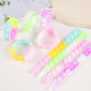 Brinquedo Antiestresse - Pulseira de <span class=keywords><strong>Silicone</strong></span> para Alívio de Estresse com Bolhas, Bracelete Colorido Arco-Íris para Alívio de Pressão - Product Image 4