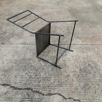 Chaise de salle à manger en cuir PU anthracite avec pieds en métal noir thermolaqué, chaise d'appoint de café