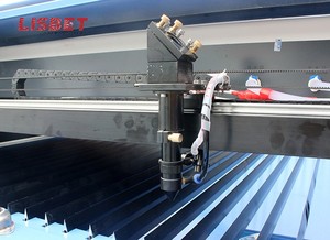 Máquina de Corte y Grabado Láser de CO2 Industrial Lisbet 1325, Controlador Ruida, Sistema <span class=keywords><strong>CNC</strong></span> Refrigerado por Agua, en Venta - Product Image 3