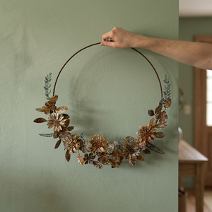 Corona Floral Rústica de Metal Hecha a Mano, Flores Decorativas Redondas, Sin Iluminación, Paquete Individual - Product Image 2