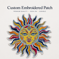 Fabricant de patchs brodés personnalisés colorés motif visage de soleil, vente en gros, applique brodée plate, thermocollante, à coudre, avec support adhésif