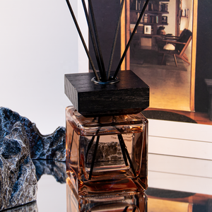 Giá Rẻ Bán Buôn Flameless Hương Thơm 50Ml Hoa Thủy Tinh Reed Khuếch Tán Chai Vuông 100Ml Vuông Reed Khuếch Tán Chai Thủy Tinh Cho Nhà - Product Image 1