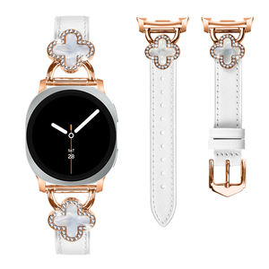 <span class=keywords><strong>Bracelet</strong></span> de <span class=keywords><strong>montre</strong></span> en <span class=keywords><strong>cuir</strong></span> véritable 40/44 mm avec adaptateur style trèfle à quatre feuilles et extrémité pointue pour Samsung Watch 8, pour smartwatch <span class=keywords><strong>femme</strong></span> - Product Image 4