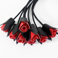 Flogger Rose Látigo de Cuero PU Trenzado de Nueve Colas para Fustigación y Fetiche BDSM, Accesorio de Bondage para Coqueteo y Fustigación Anal