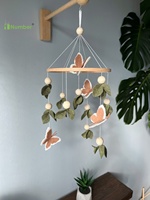 Produits pour bébés en gros, mobiles de berceau bohèmes en feutre doux, papillon, feuille, mobiles de berceau faits à la main pour bébés avec des perles en bois