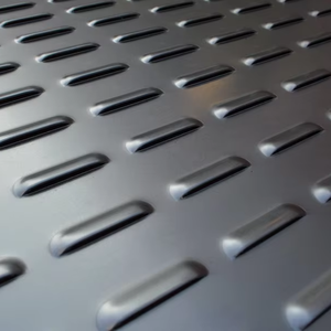 ตะแกรงเหล็กขยายรูคุณภาพสูง ขนาด 24" x 12" ได้รับการรับรองมาตรฐาน ISO9001 และ ROHS สำหรับการใช้งานในอุตสาหกรรมตกแต่งและกรอง - Product Image 3