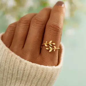 Nouvelles bagues créatives de feuille de plante Simple doigt ouvert anneau de feuille croisée en strass réglable pour femmes filles bijoux de mode