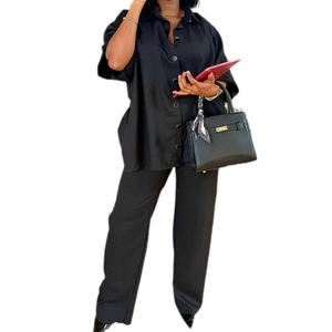 Conjunto de 2 Piezas para Mujer, Camisa Casual y Pantalones Anchos de Estilo Africano - Product Image 1