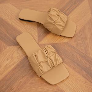 Sandales plates plissées antidérapantes à enfiler pour l'été, la plage et l'extérieur, confortables et légères - Product Image 2