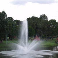 Fuente de estanque DMX512 Programación para controlar la fuente de música Equipo de fuente musical pequeño al aire libre Característica de agua de jardín