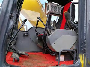 Excavadora Usada Komatsu PC200-6 de Segunda Mano, Tamaño Mediano, en Buen Estado, Lista para Enviar, a Bajo Precio - Product Image 6