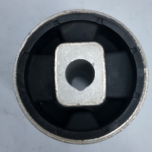 Brazo de control de goma trasero delantero de suspensión automática OEM 31121092010 1092010 31129068753 para E39 E52 <span class=keywords><strong>520i</strong></span> 523i 525i 528i 1995 <span class=keywords><strong>2003</strong></span> - Product Image 2