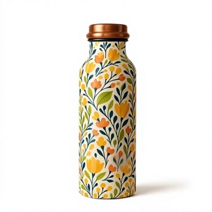 Botella de Agua de Cobre con Diseño Floral y Tapa de Cobre, Termo Portátil de Viaje - Product Image 1