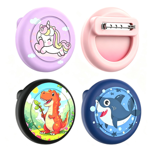 Étui de protection en silicone anti-perte avec clip broche motif dessin animé mignon compatible avec support dissimulé <span class=keywords><strong>AirTag</strong></span> pour enfants - Product Image 2