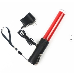 Bastón <span class=keywords><strong>de</strong></span> Tráfico LED Recargable con Batería, Luz Roja, <span class=keywords><strong>Azul</strong></span>, Verde y Amarilla, con Linterna y Imán - Product Image 4